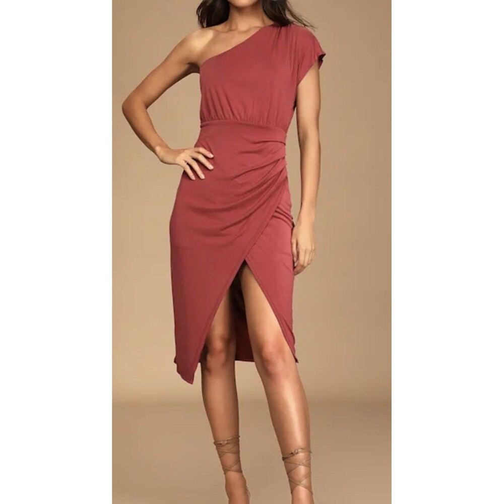 Lulus Raise a Glass Washed Red One-Shoulder Midi Dress Size Large